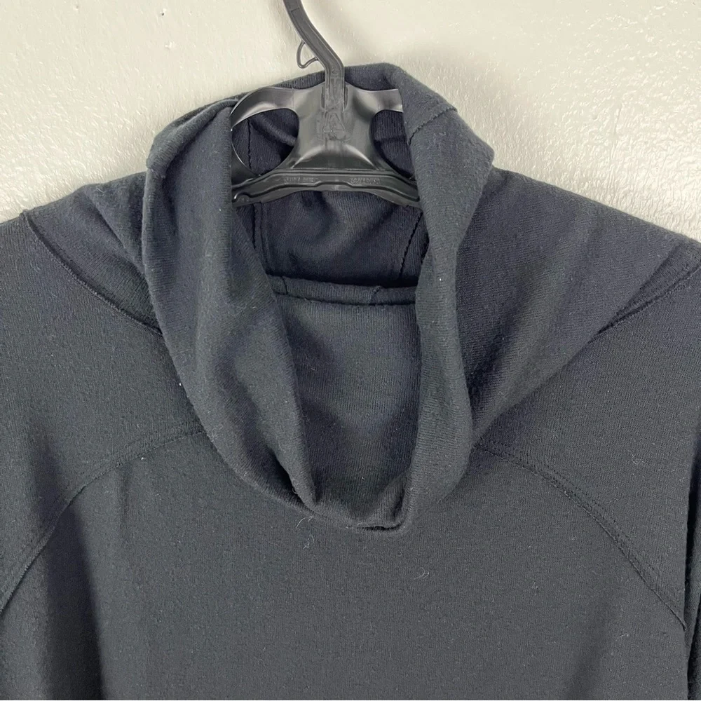 FREE PEOPLE WE THE FREE Cozy Time Black Raw Edge Seam Slouchy Pullover Top Small